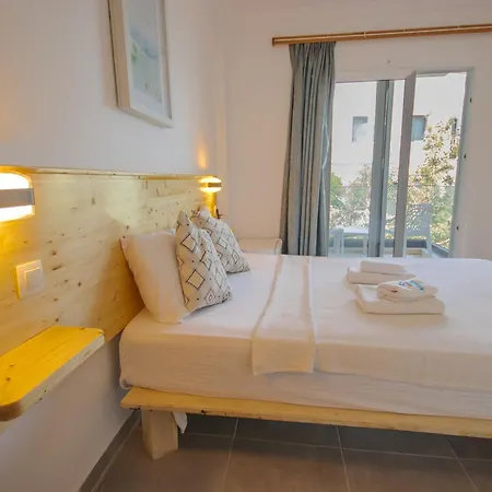 Korsanada Otel