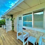 Otel Korsanada Kaş