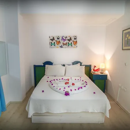 Otel Korsanada Kaş